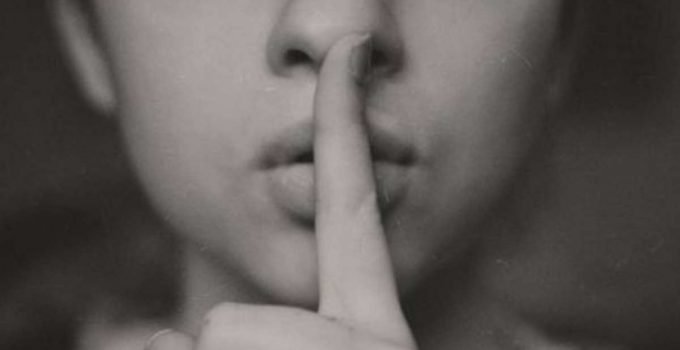 9 Ways to Make Your Friend Shut Up ASAP